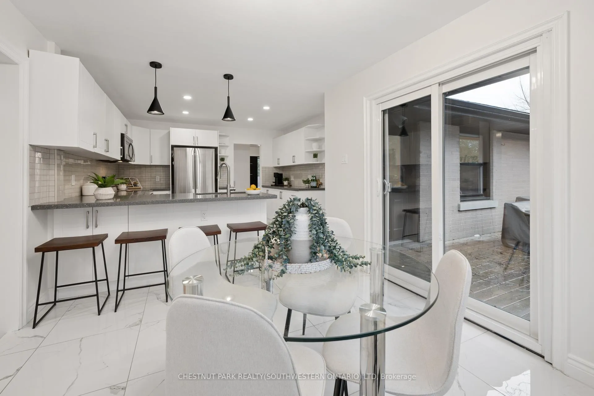 Photo 23 of 757 Westmount Road W, Kitchener, Westmount - Kitchener — HOMEH