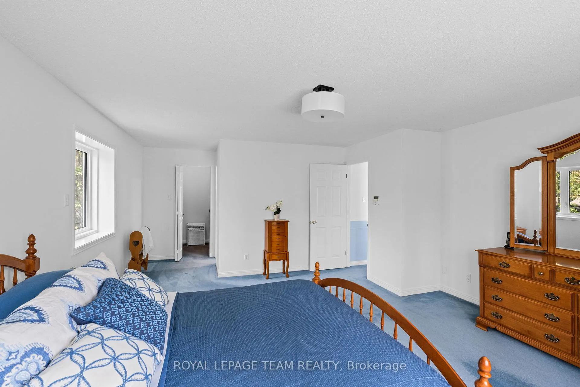Photo 24 of 5517 Cedar Drive, Ottawa, Manotick East to Manotick Station — HOMEH
