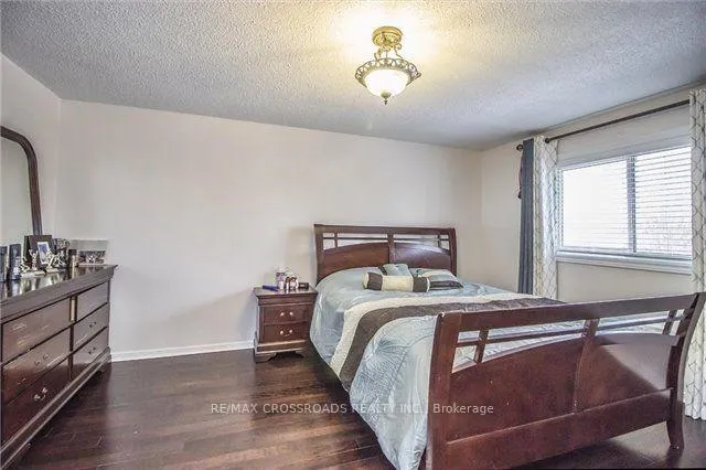 Photo 10 of 2 Hampstead Court, Markham, Milliken Mills East — HOMEH