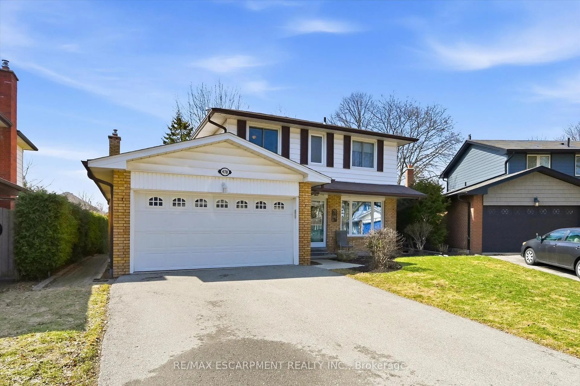 Photo 2 of 478 Featherstone Court, Burlington, Shoreacres — HOMEH