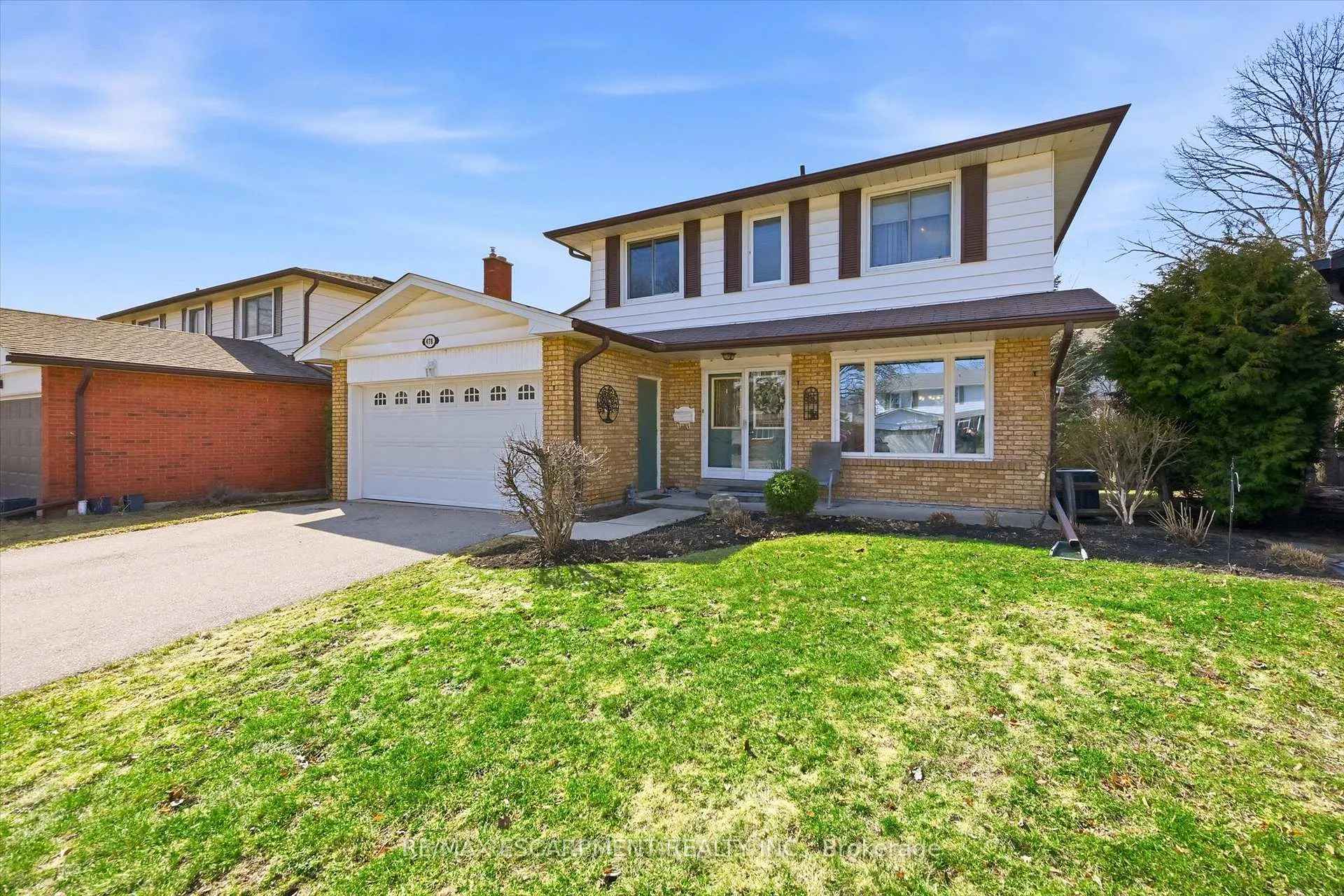 Photo 3 of 478 Featherstone Court, Burlington, Shoreacres — HOMEH