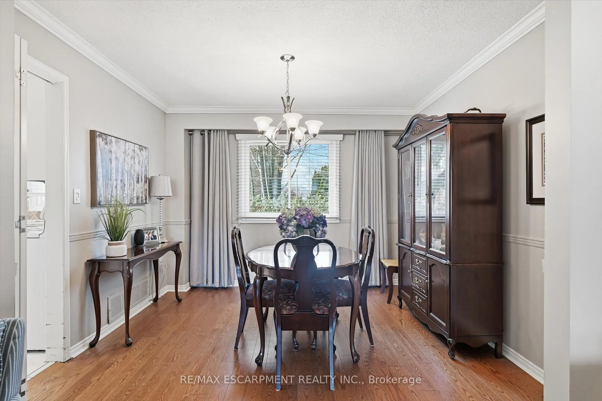 Photo 9 of 478 Featherstone Court, Burlington, Shoreacres — HOMEH