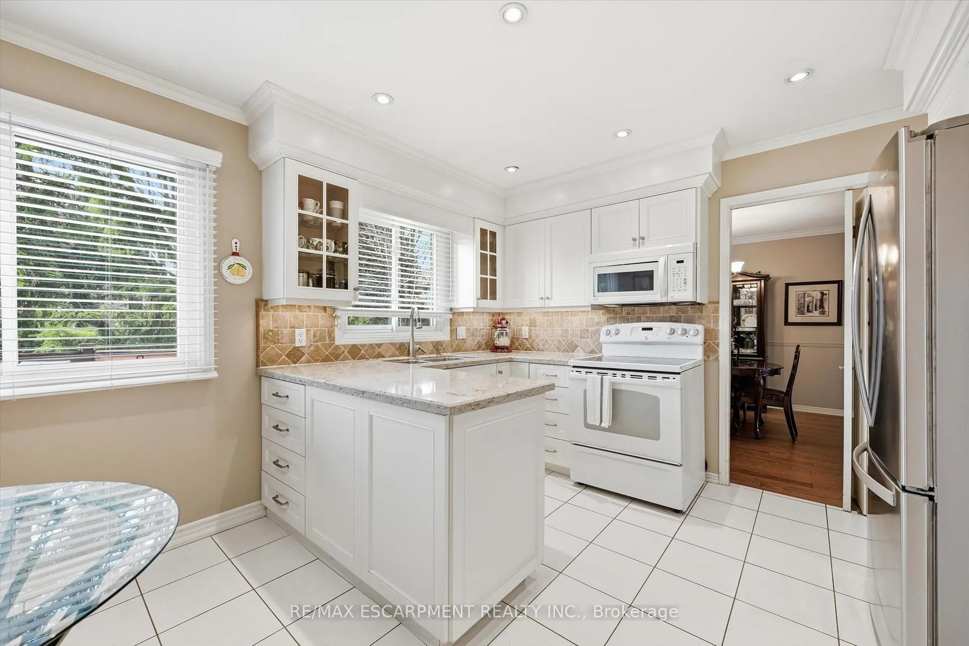 Photo 14 of 478 Featherstone Court, Burlington, Shoreacres — HOMEH