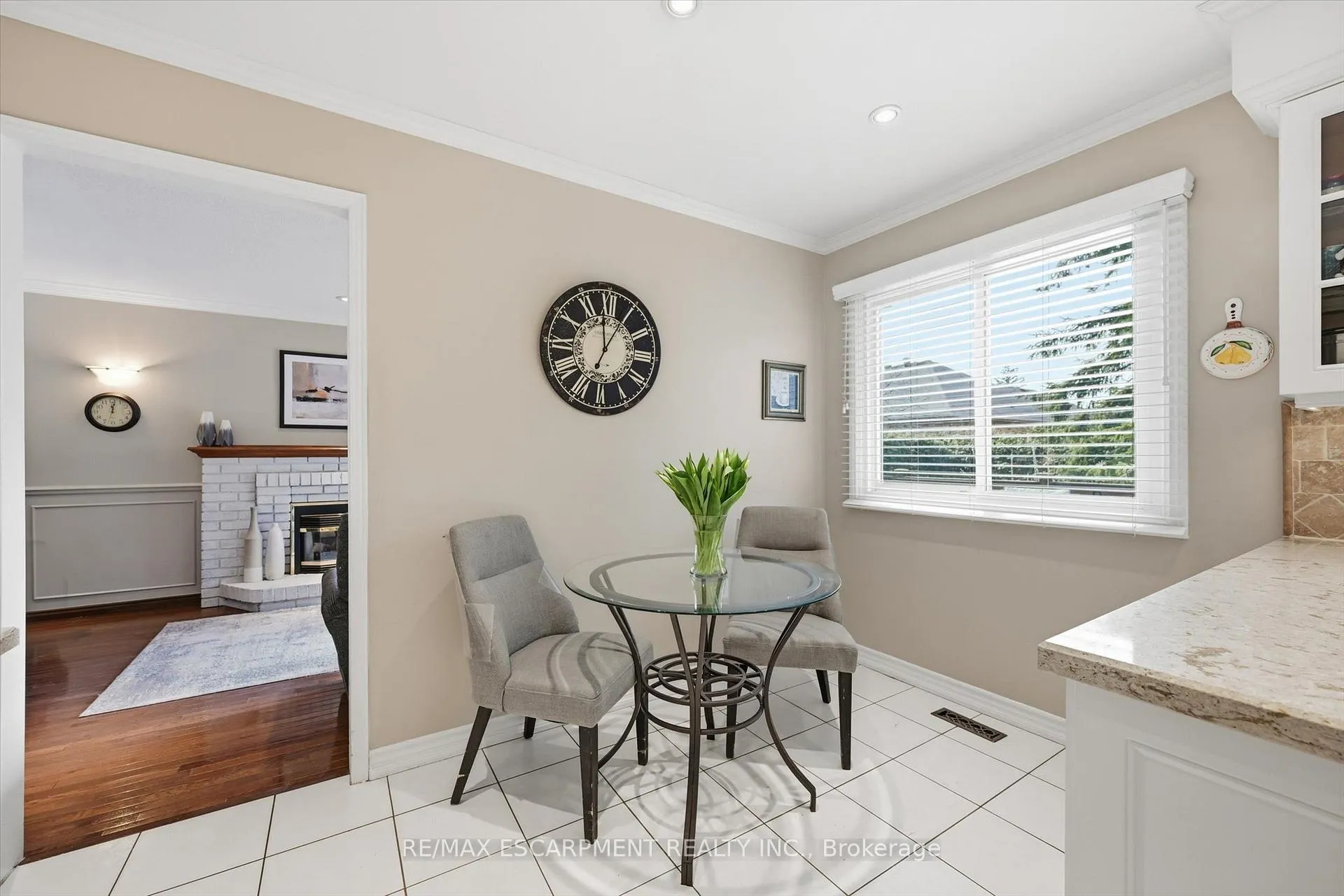 Photo 16 of 478 Featherstone Court, Burlington, Shoreacres — HOMEH