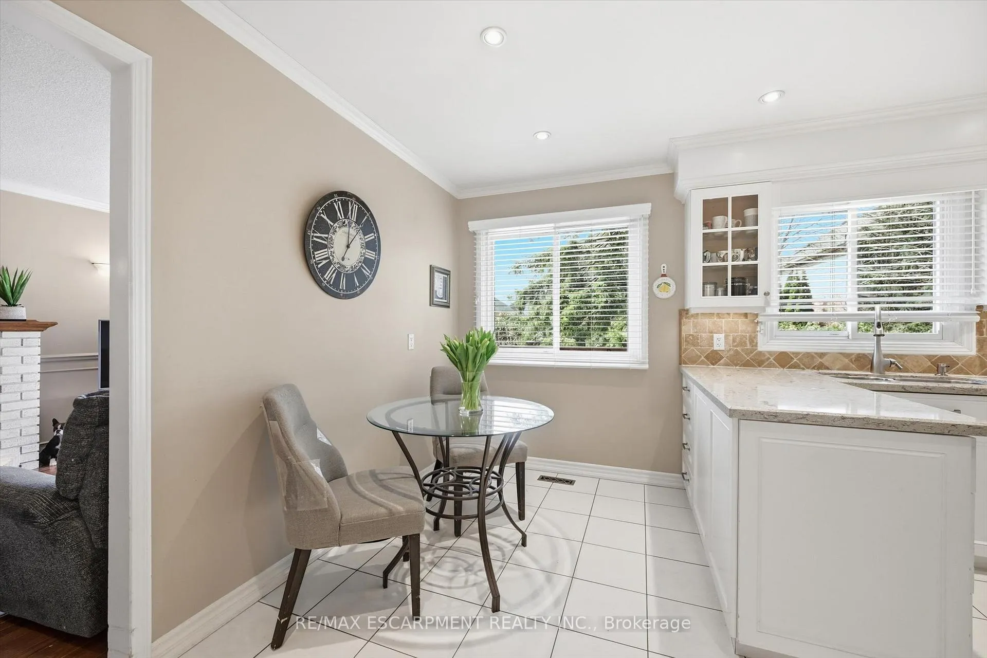 Photo 17 of 478 Featherstone Court, Burlington, Shoreacres — HOMEH