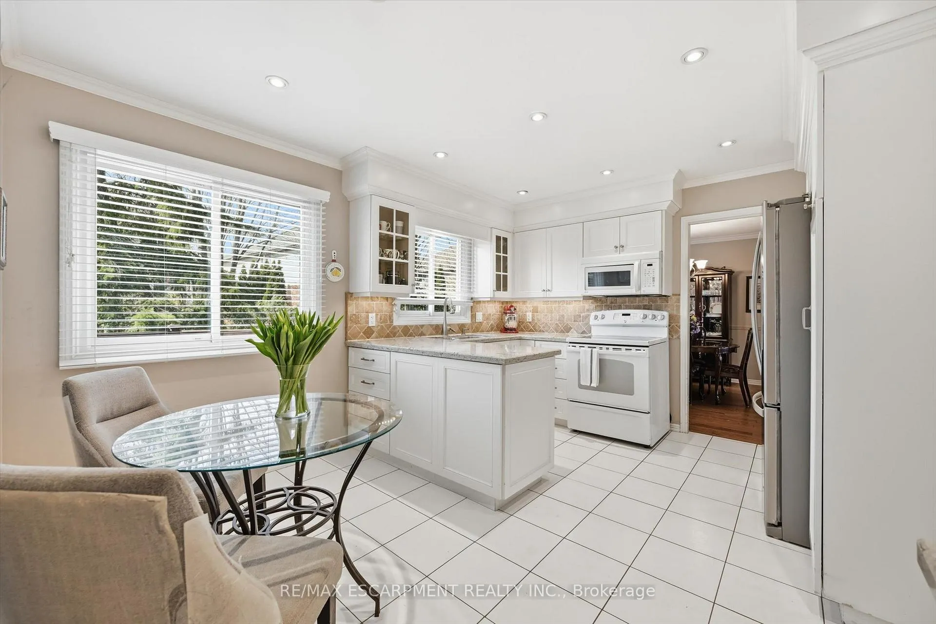Photo 18 of 478 Featherstone Court, Burlington, Shoreacres — HOMEH