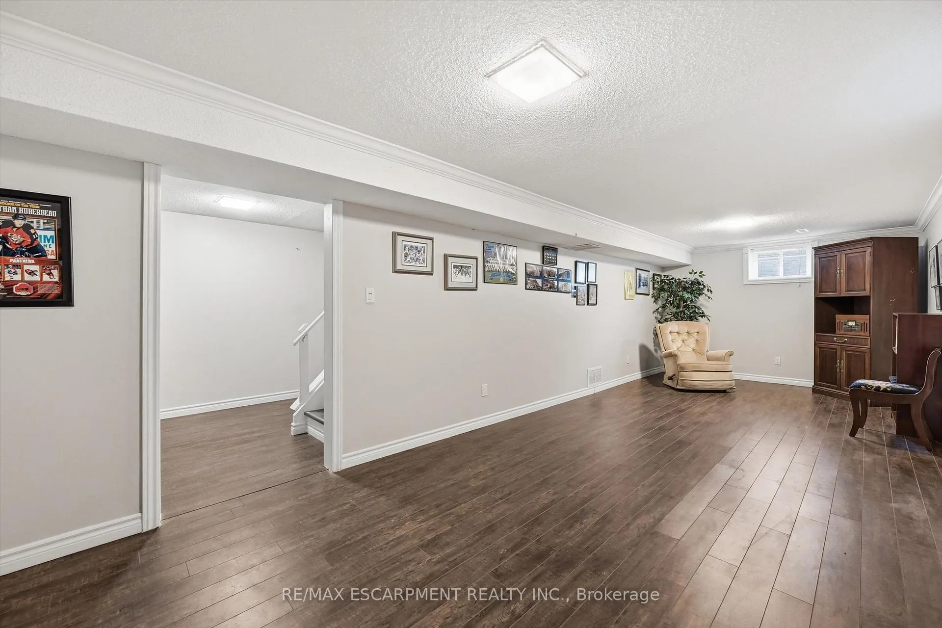 Photo 41 of 478 Featherstone Court, Burlington, Shoreacres — HOMEH