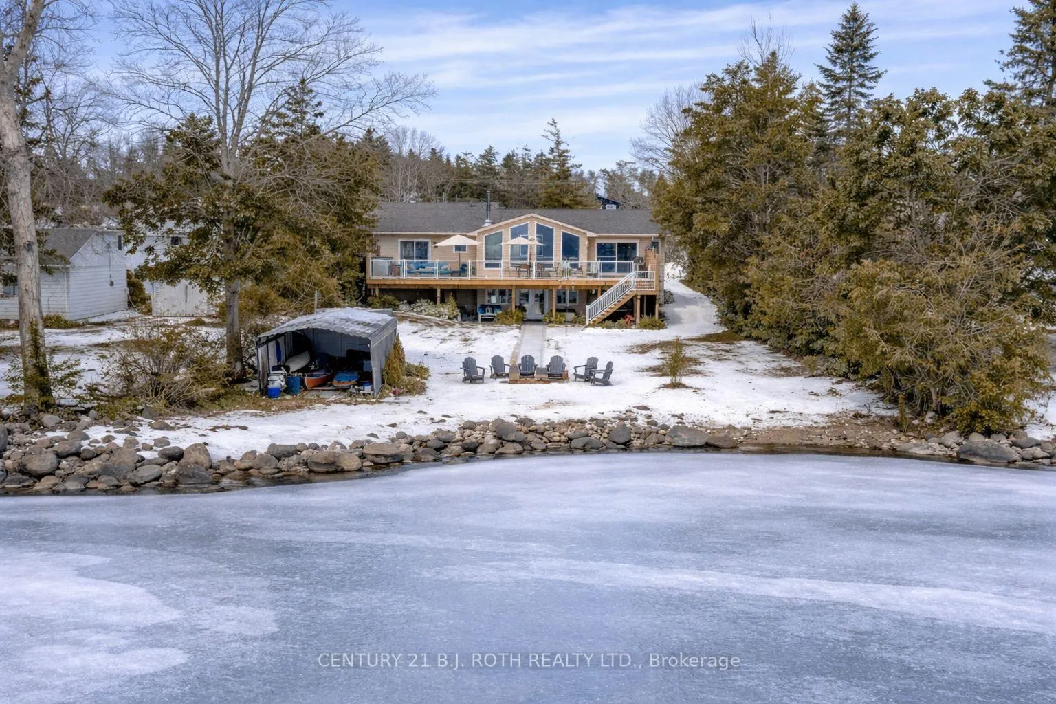 Photo 1 of 95 lakeshore Road E, Oro-Medonte, Rural Oro-Medonte — HOMEH
