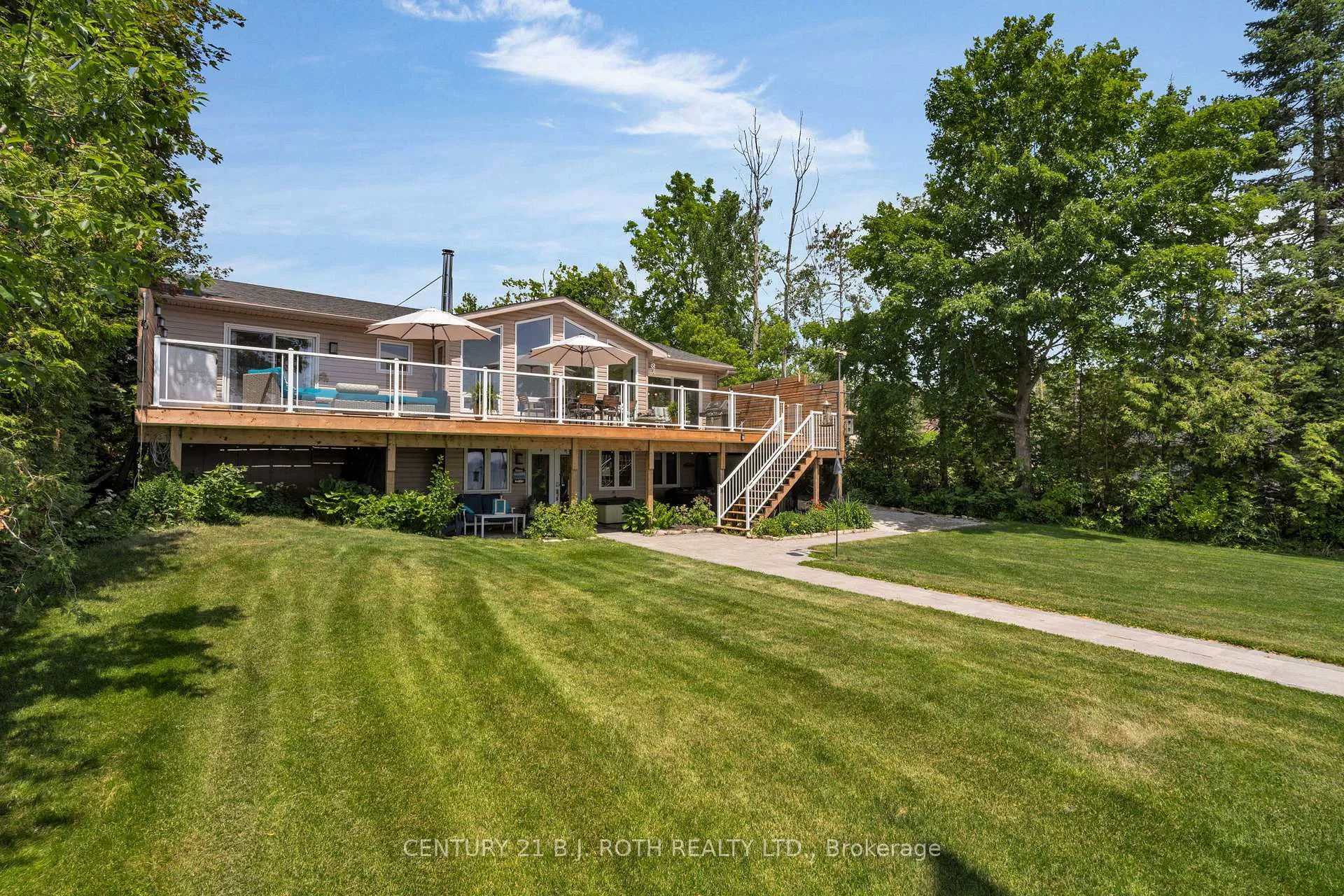 Photo 32 of 95 lakeshore Road E, Oro-Medonte, Rural Oro-Medonte — HOMEH