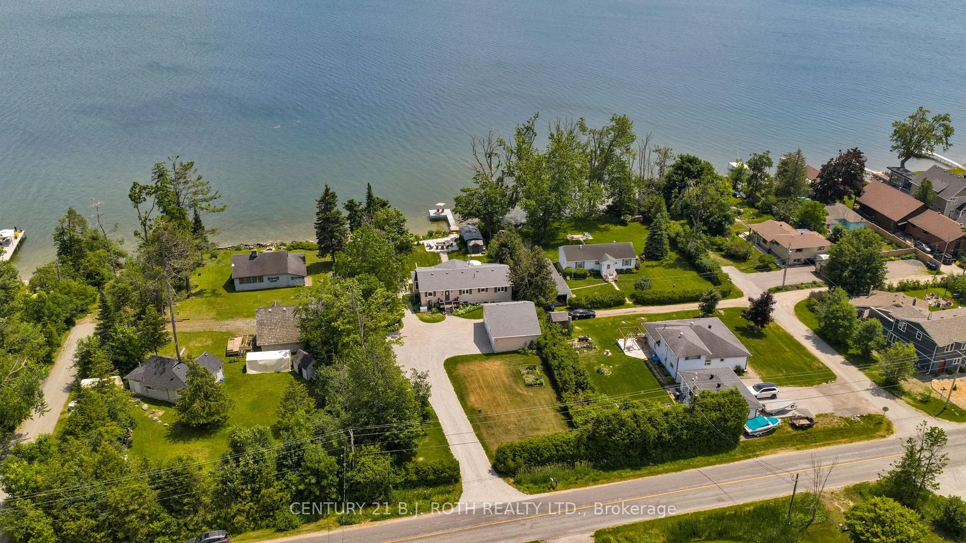 Photo 41 of 95 lakeshore Road E, Oro-Medonte, Rural Oro-Medonte — HOMEH