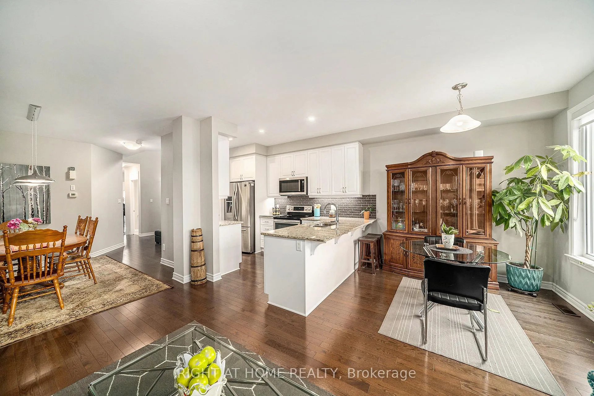 Photo 10 of 699 Sora Way, Ottawa, Blossom Park/Kemp Park/Findlay Creek — HOMEH
