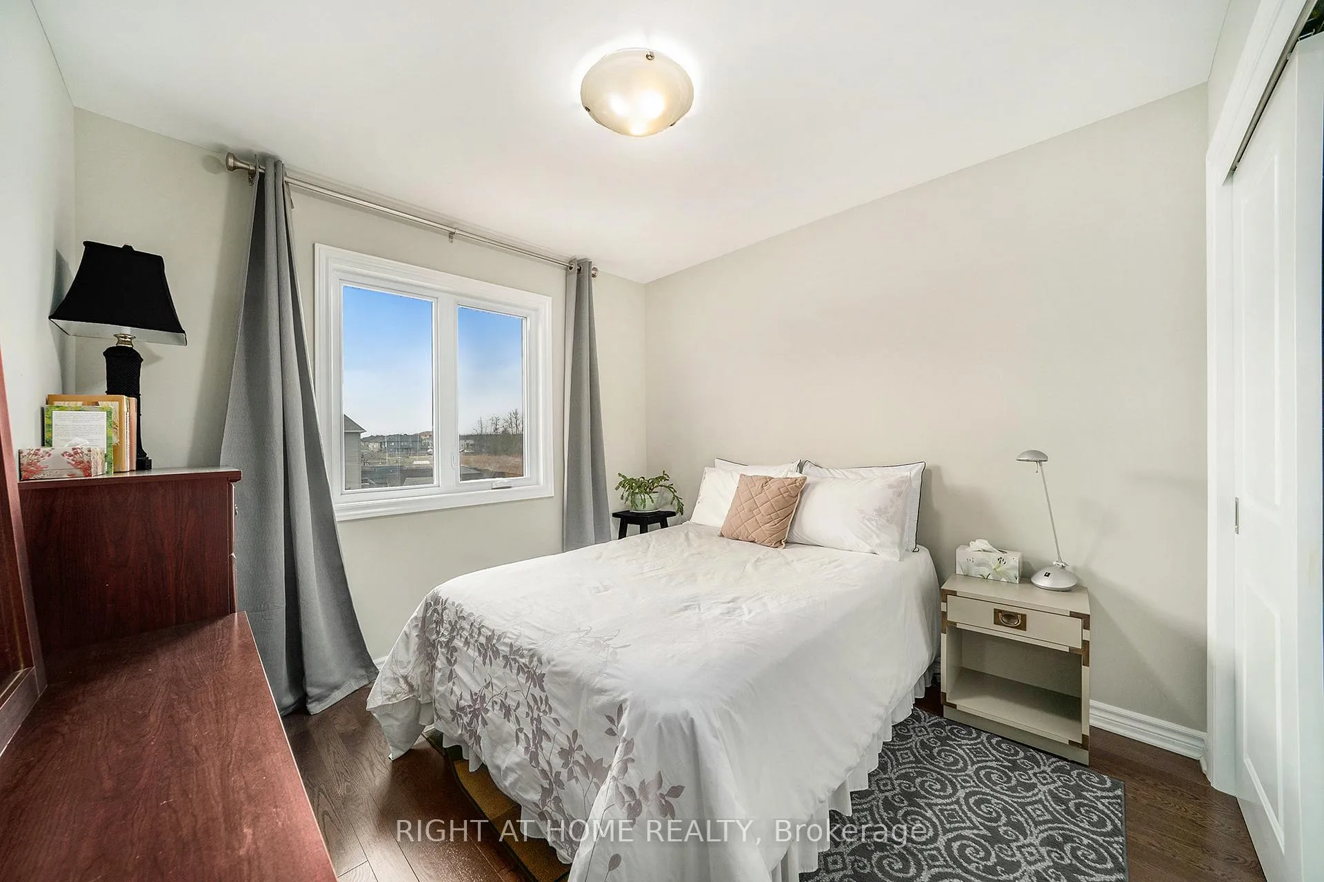Photo 13 of 699 Sora Way, Ottawa, Blossom Park/Kemp Park/Findlay Creek — HOMEH