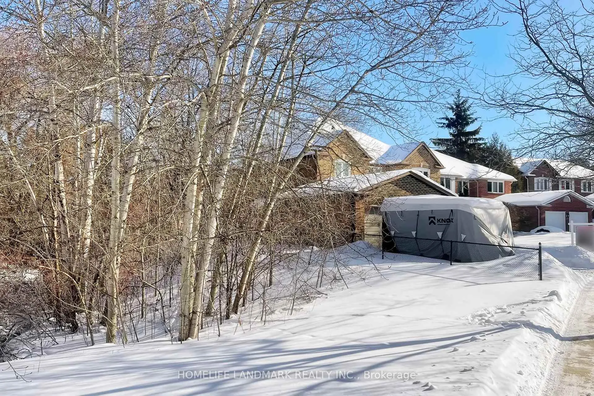Photo 4 of 16 Willis Drive, Aurora, Aurora Highlands — HOMEH