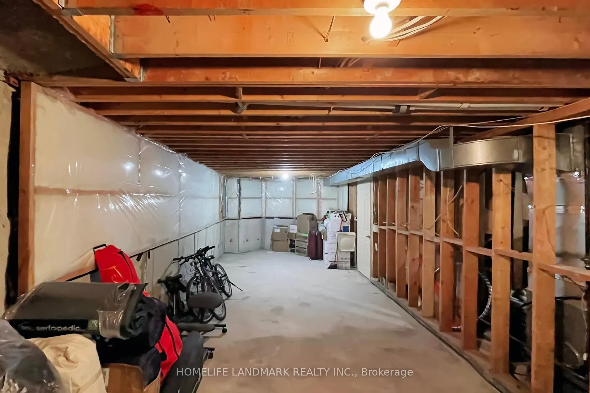 Photo 31 of 16 Willis Drive, Aurora, Aurora Highlands — HOMEH