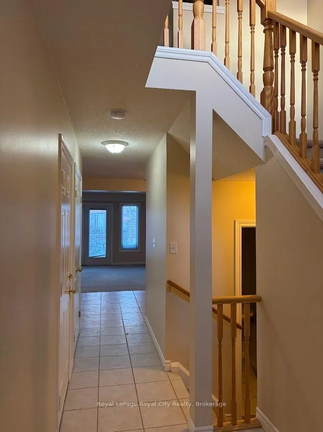 Photo 5 of Unit 73, 165 Terraview Crescent, Guelph, Kortright West — HOMEH