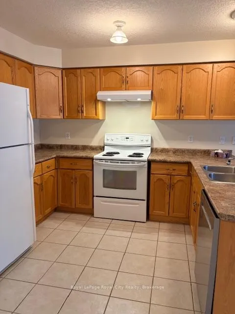 Photo 25 of Unit 73, 165 Terraview Crescent, Guelph, Kortright West — HOMEH