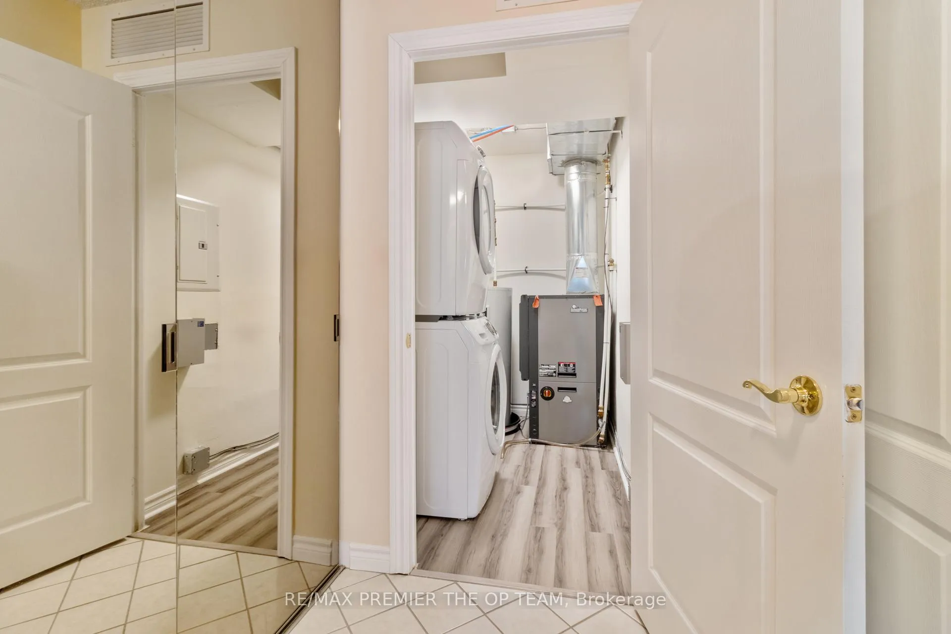 Photo 18 of Unit 403, 7 Dayspring Circle, Brampton, Goreway Drive Corridor — HOMEH