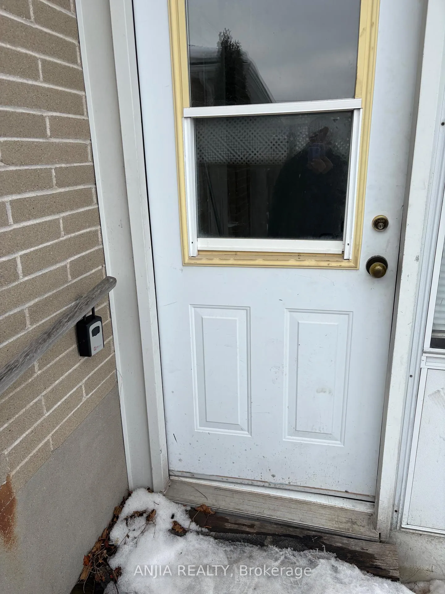 Photo 8 of Unit Lower, 473 Gibbons Street, Oshawa, McLaughlin — HOMEH