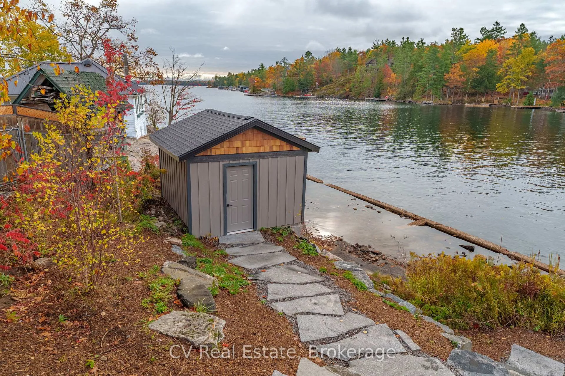 Photo 26 of 1111 Lakeshore Drive, Gravenhurst, Muskoka (S) — HOMEH