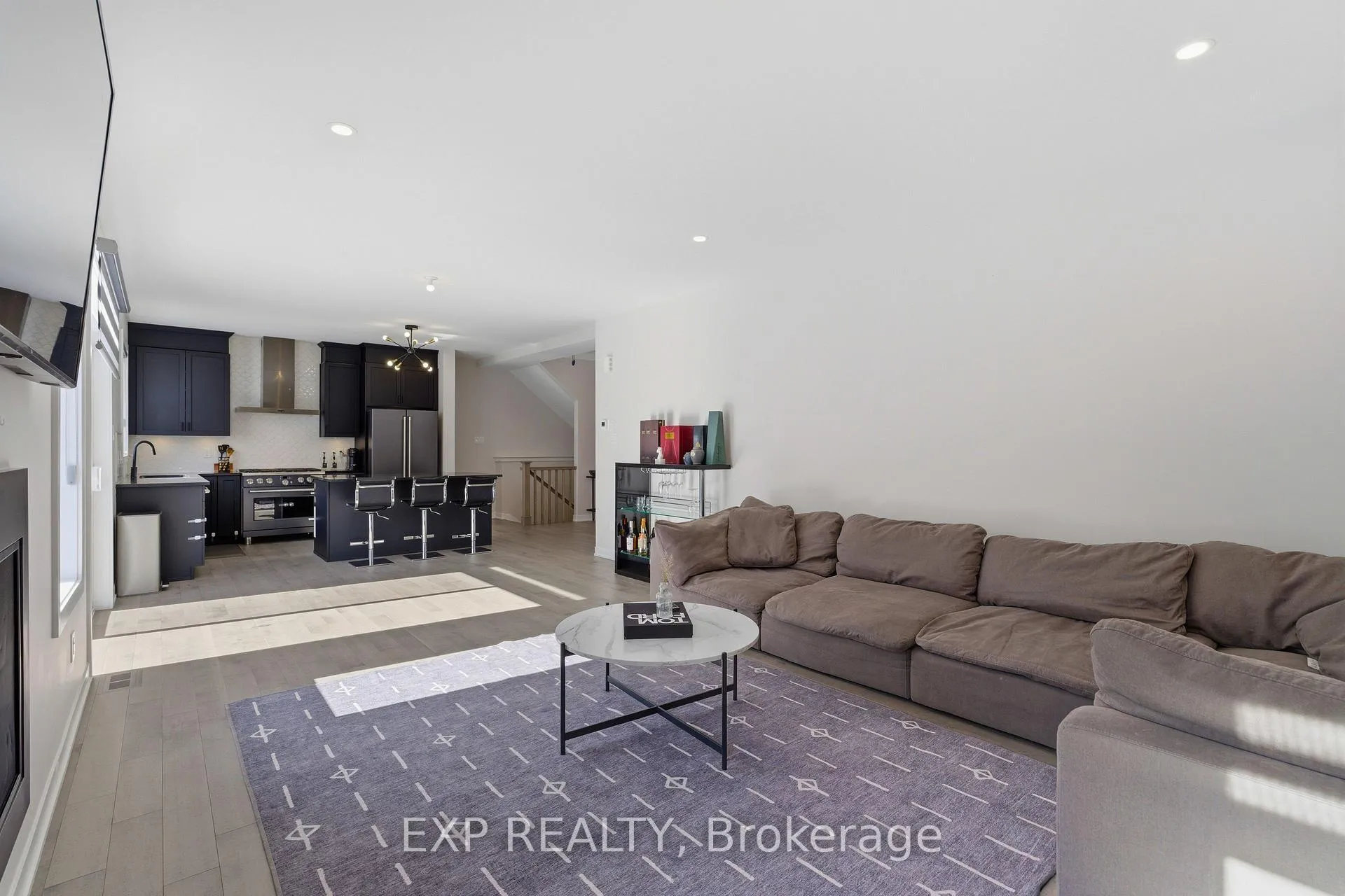 Photo 10 of 132 Rugosa Street, Ottawa, Barrhaven - Half Moon Bay — HOMEH