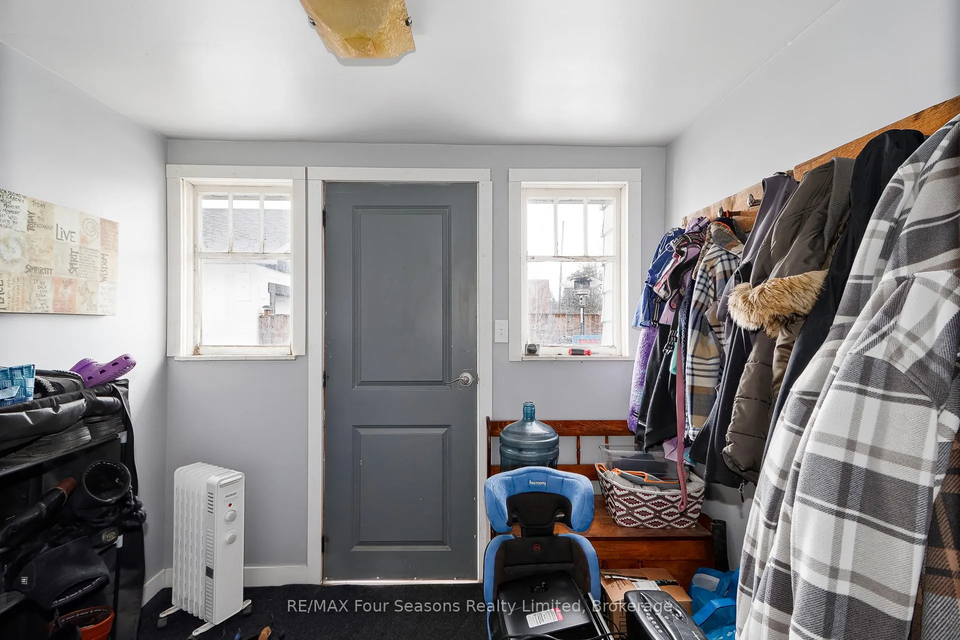 Photo 4 of 203 Montreal Street, Clearview, Stayner — HOMEH