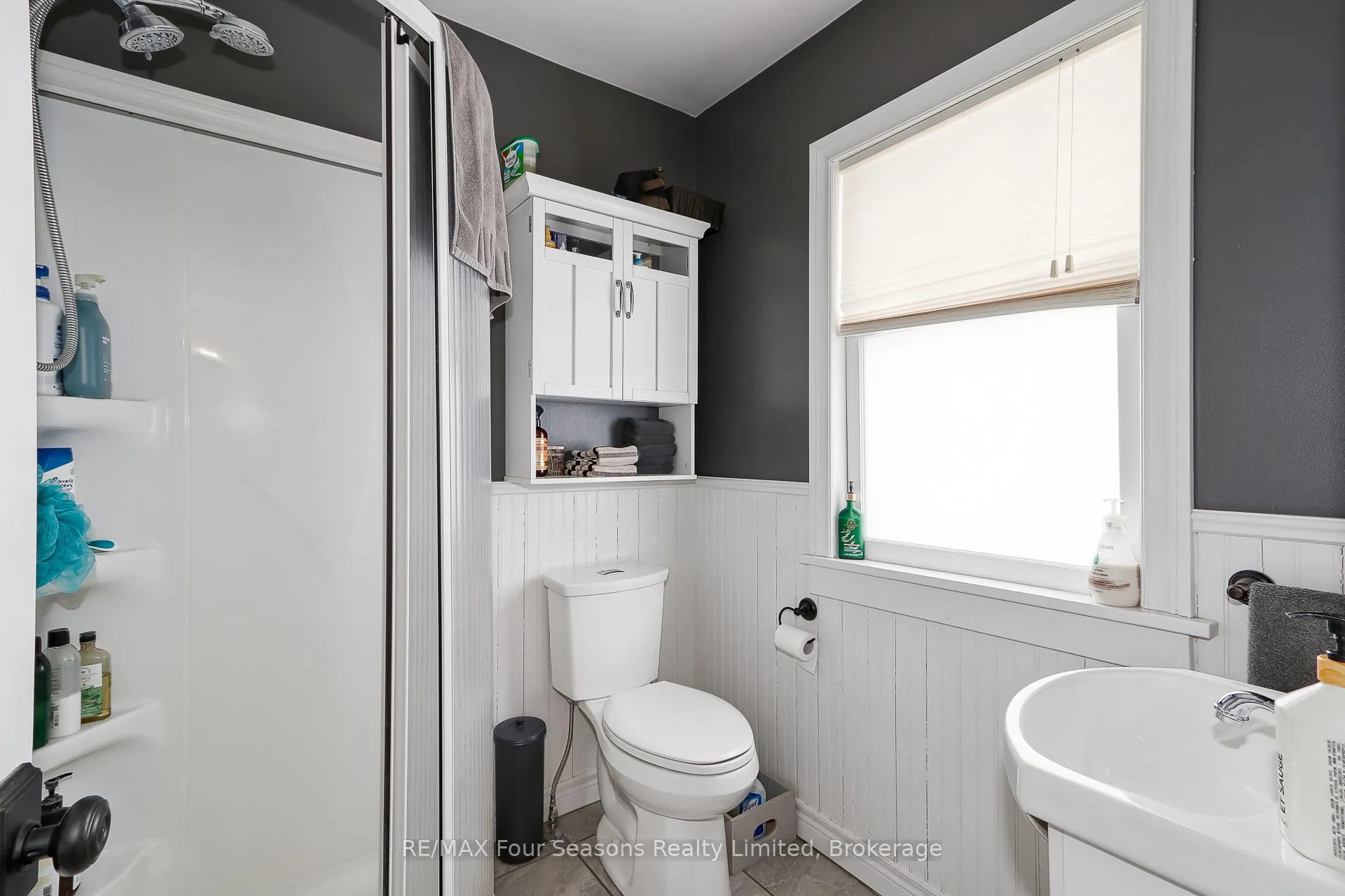 Photo 15 of 203 Montreal Street, Clearview, Stayner — HOMEH