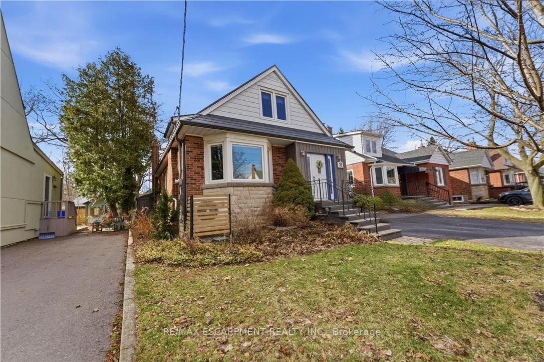 Photo 5 of 76 Knyvet Avenue, Hamilton, Centremount — HOMEH
