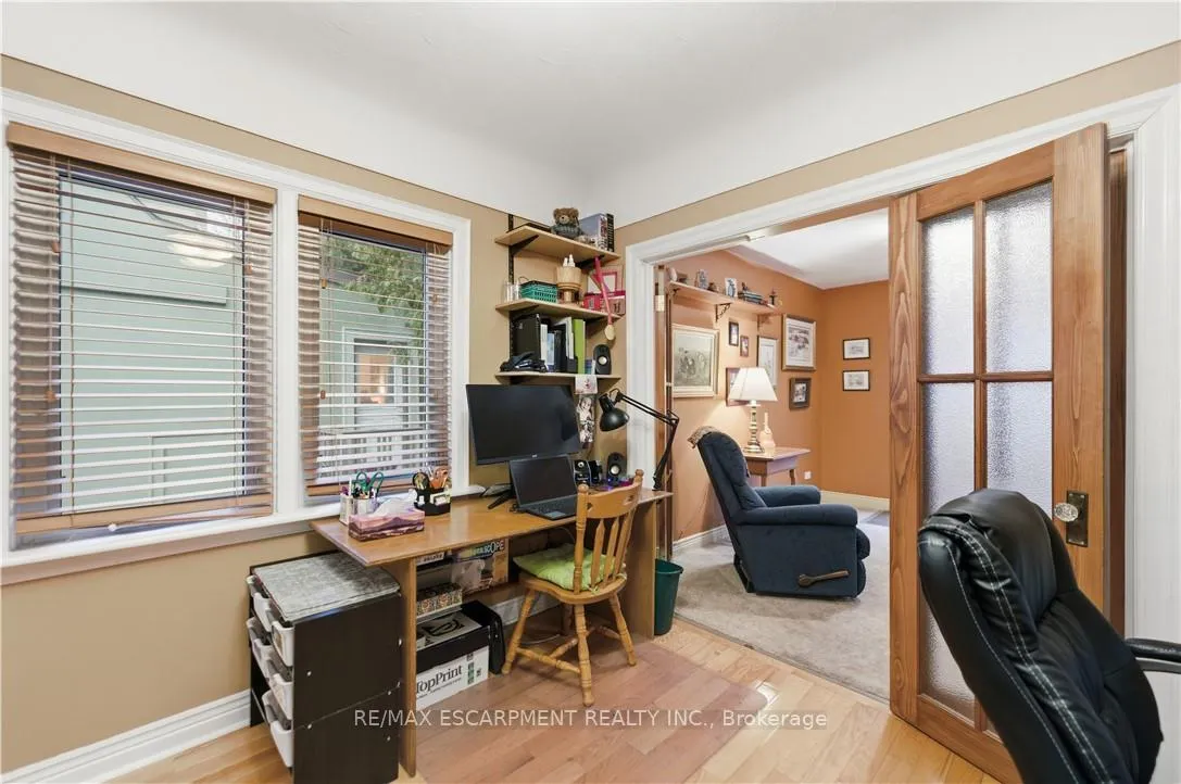 Photo 11 of 76 Knyvet Avenue, Hamilton, Centremount — HOMEH