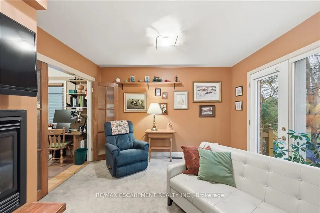 Photo 13 of 76 Knyvet Avenue, Hamilton, Centremount — HOMEH