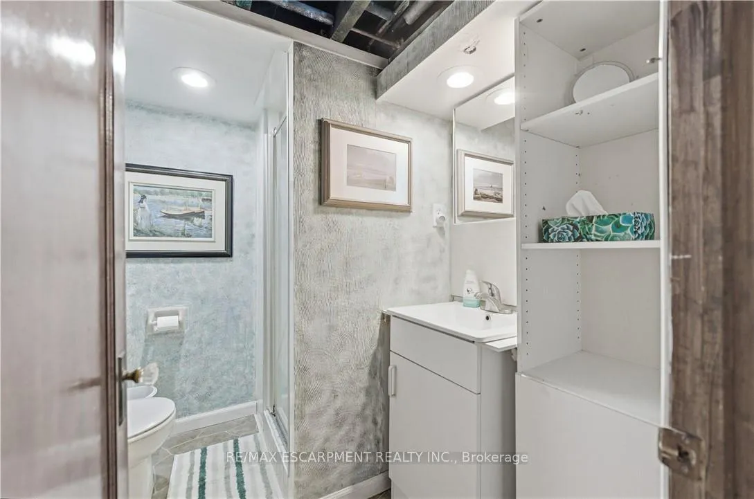 Photo 30 of 76 Knyvet Avenue, Hamilton, Centremount — HOMEH