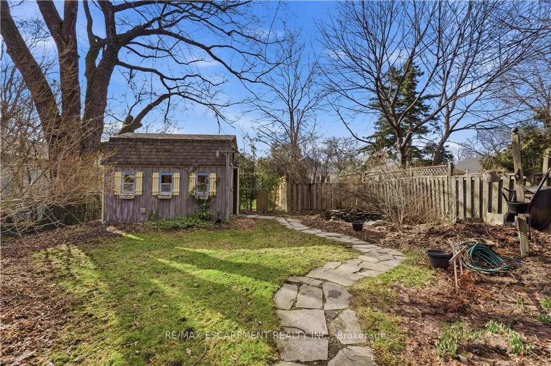 Photo 36 of 76 Knyvet Avenue, Hamilton, Centremount — HOMEH
