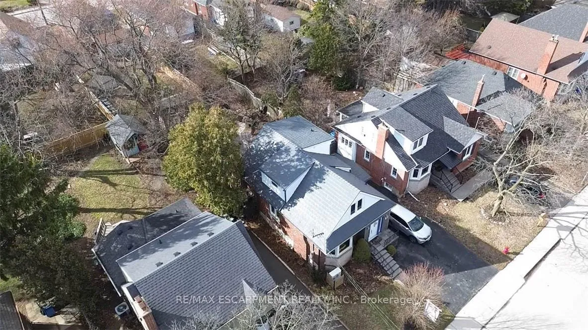 Photo 38 of 76 Knyvet Avenue, Hamilton, Centremount — HOMEH