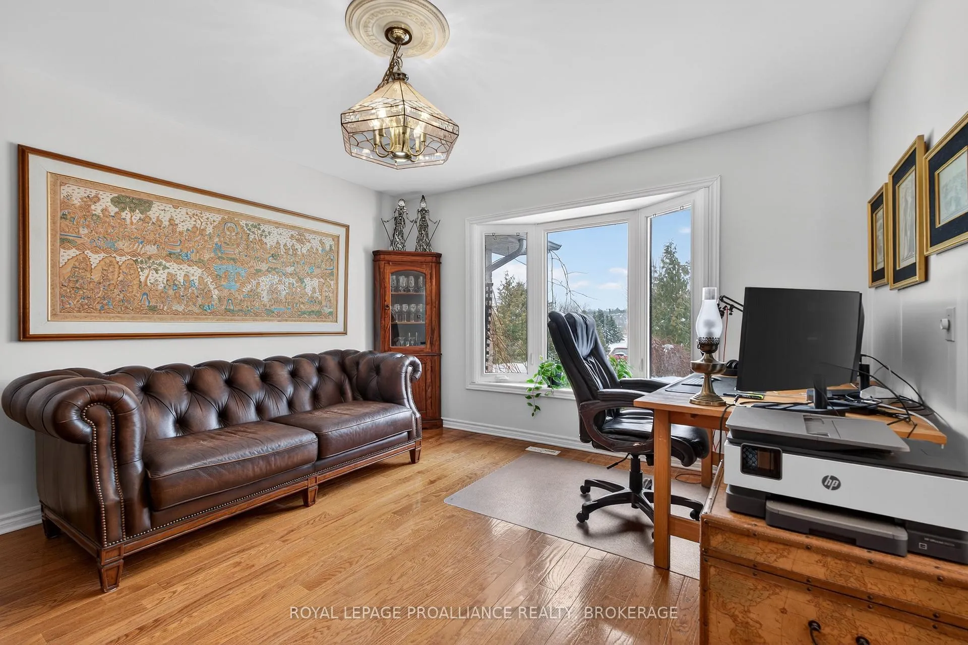 Photo 5 of 1360 Perradice Drive, Kingston, City North of 401 — HOMEH