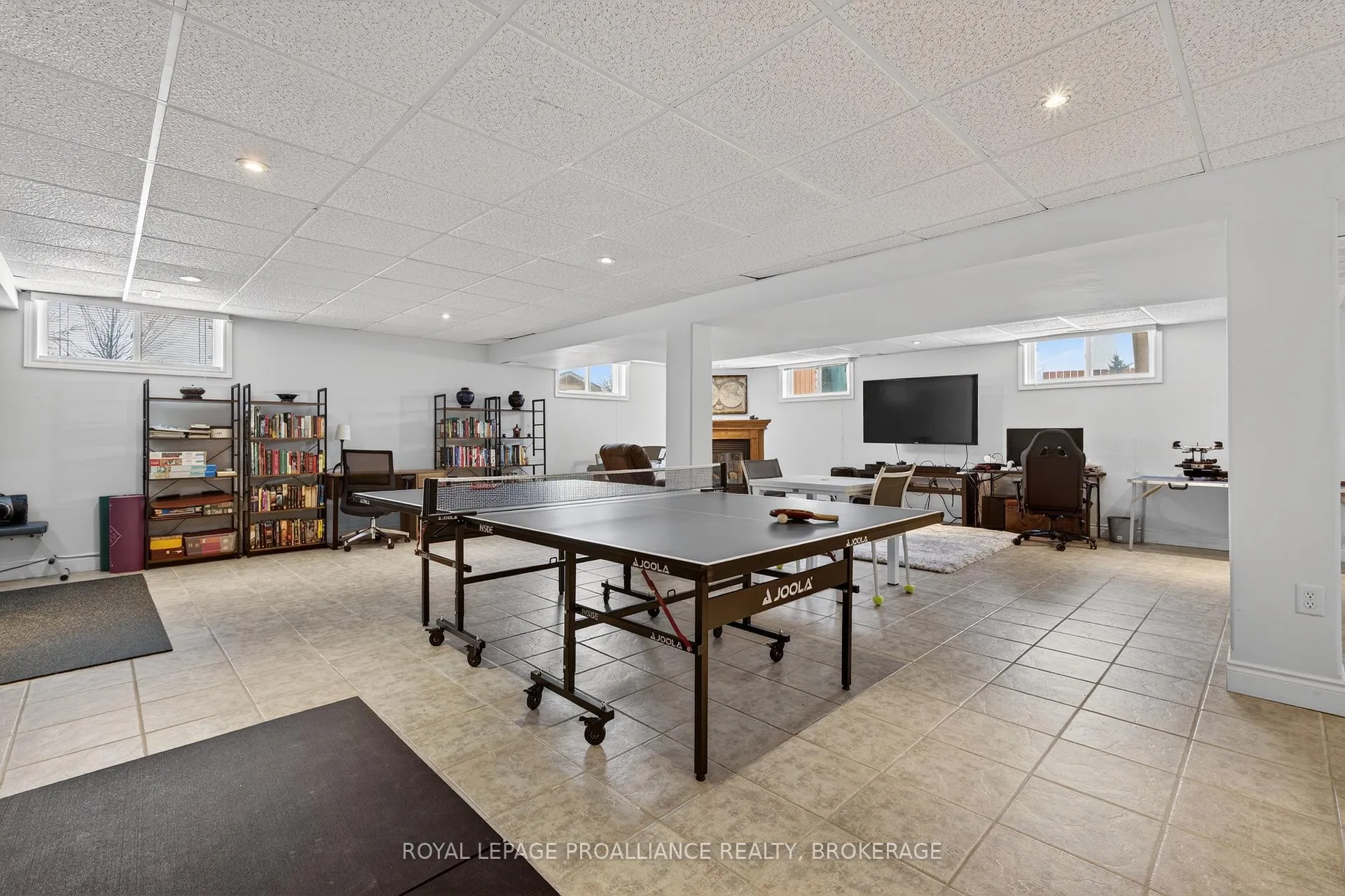 Photo 22 of 1360 Perradice Drive, Kingston, City North of 401 — HOMEH