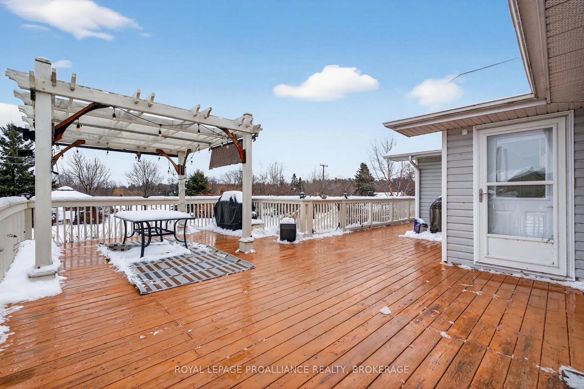 Photo 33 of 1360 Perradice Drive, Kingston, City North of 401 — HOMEH
