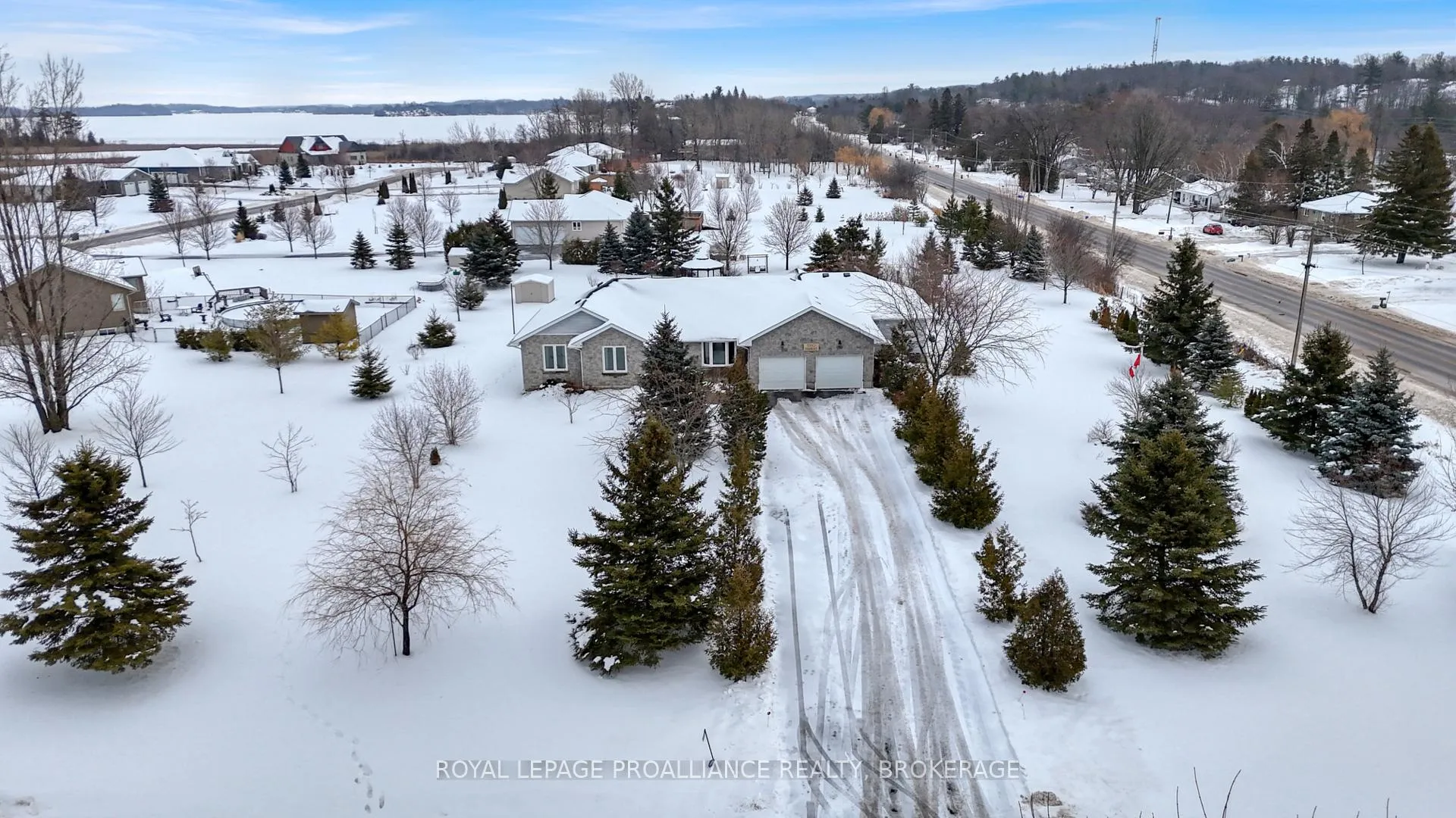 Photo 37 of 1360 Perradice Drive, Kingston, City North of 401 — HOMEH