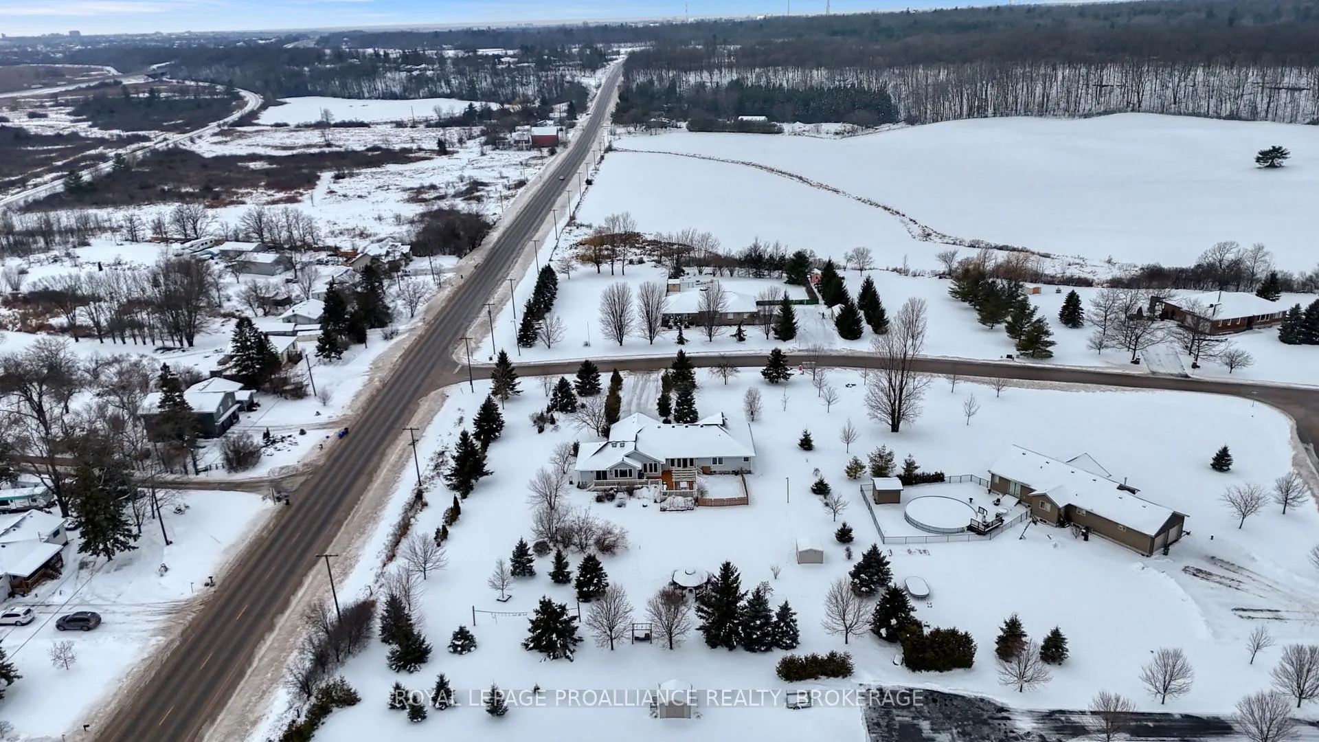 Photo 44 of 1360 Perradice Drive, Kingston, City North of 401 — HOMEH