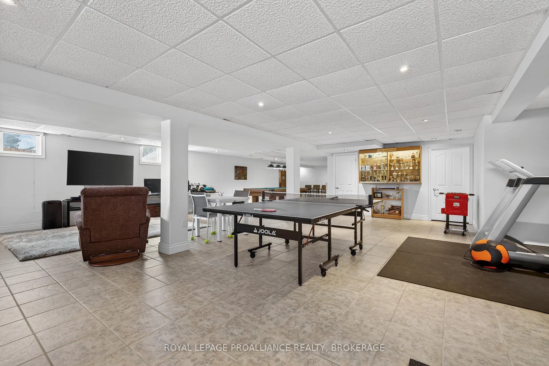 Photo 50 of 1360 Perradice Drive, Kingston, City North of 401 — HOMEH