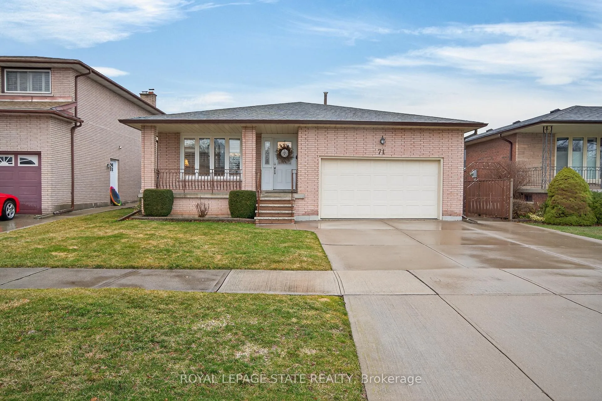 Photo 1 of 71 Ellington Avenue, Hamilton, Stoney Creek — HOMEH