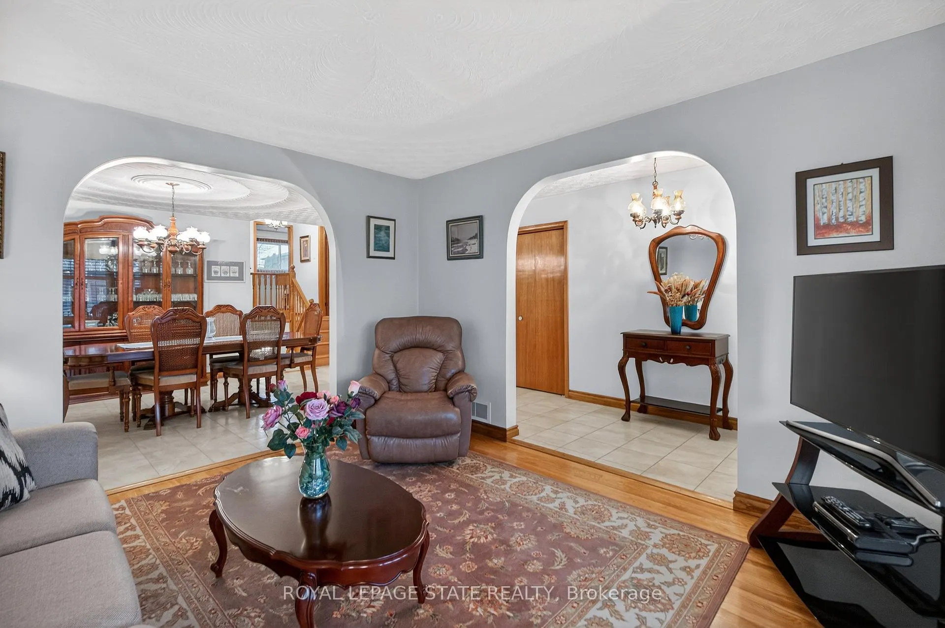 Photo 7 of 71 Ellington Avenue, Hamilton, Stoney Creek — HOMEH