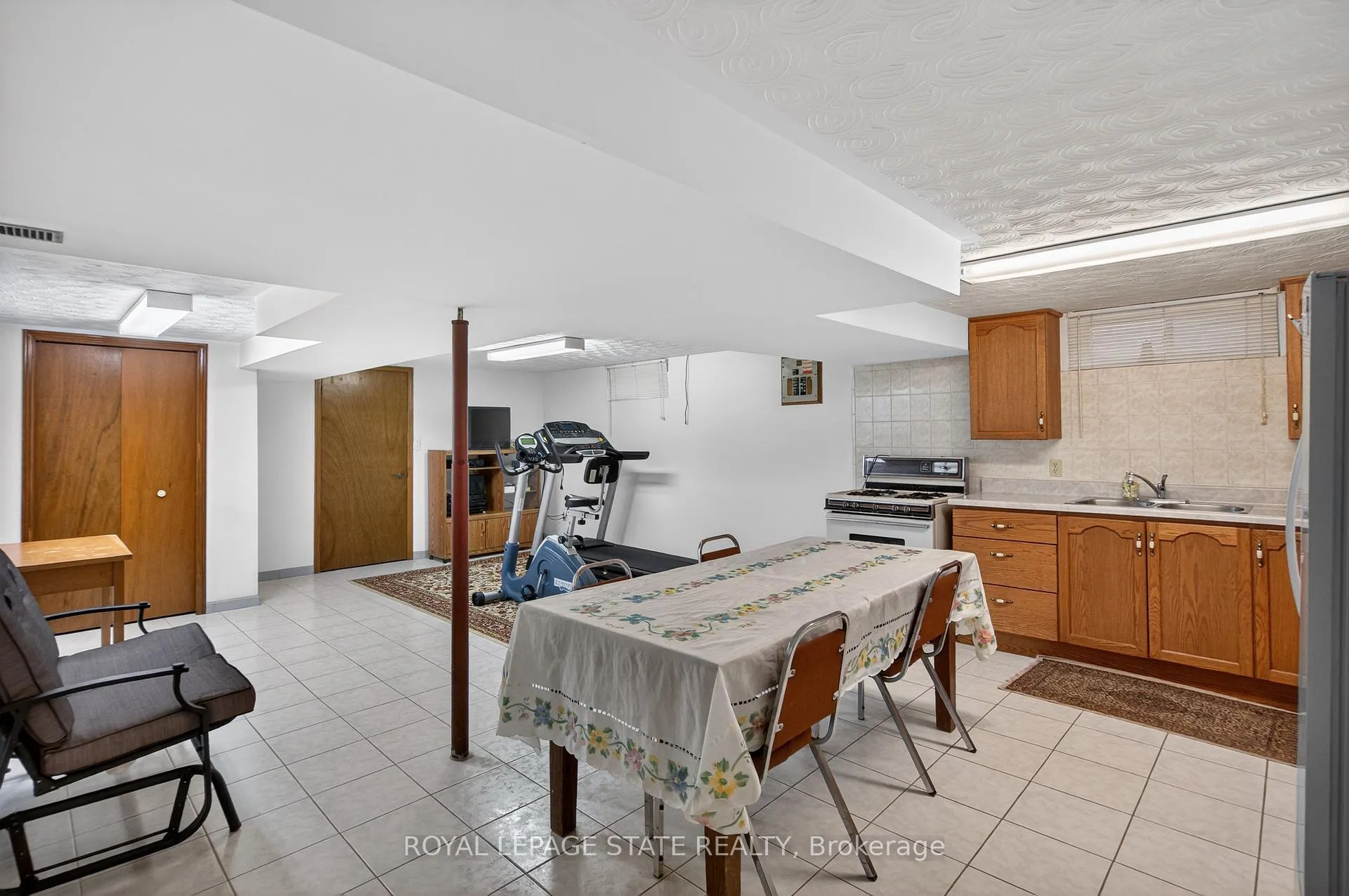 Photo 34 of 71 Ellington Avenue, Hamilton, Stoney Creek — HOMEH