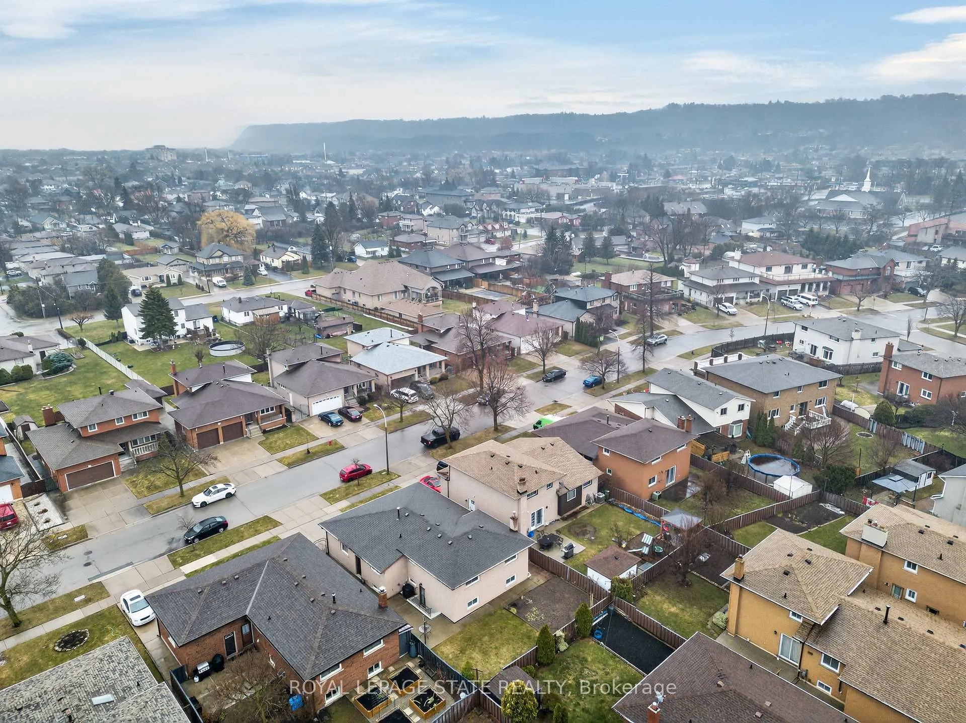 Photo 46 of 71 Ellington Avenue, Hamilton, Stoney Creek — HOMEH