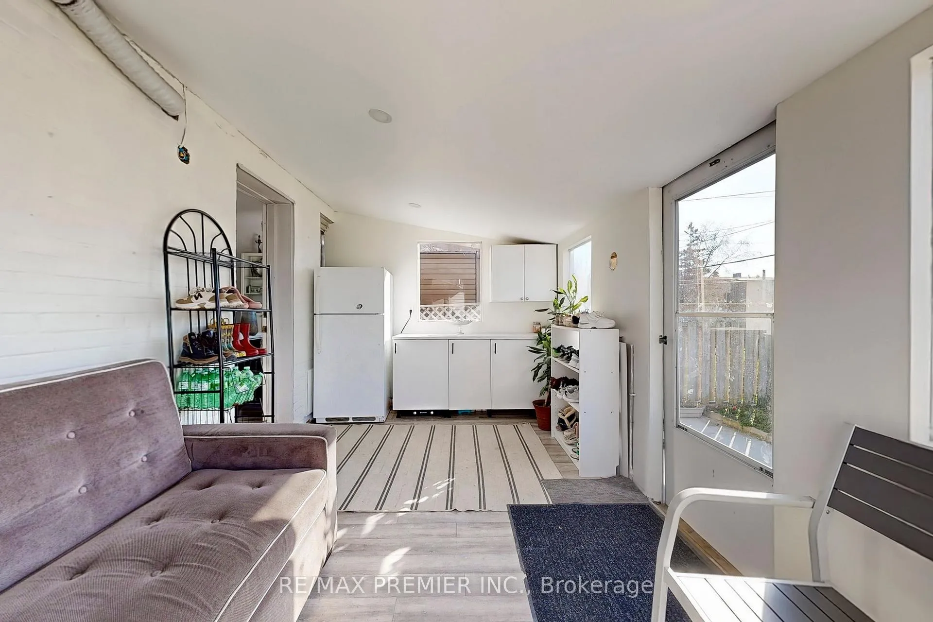 Photo 16 of 888 Krosno Boulevard, Pickering, Bay Ridges — HOMEH
