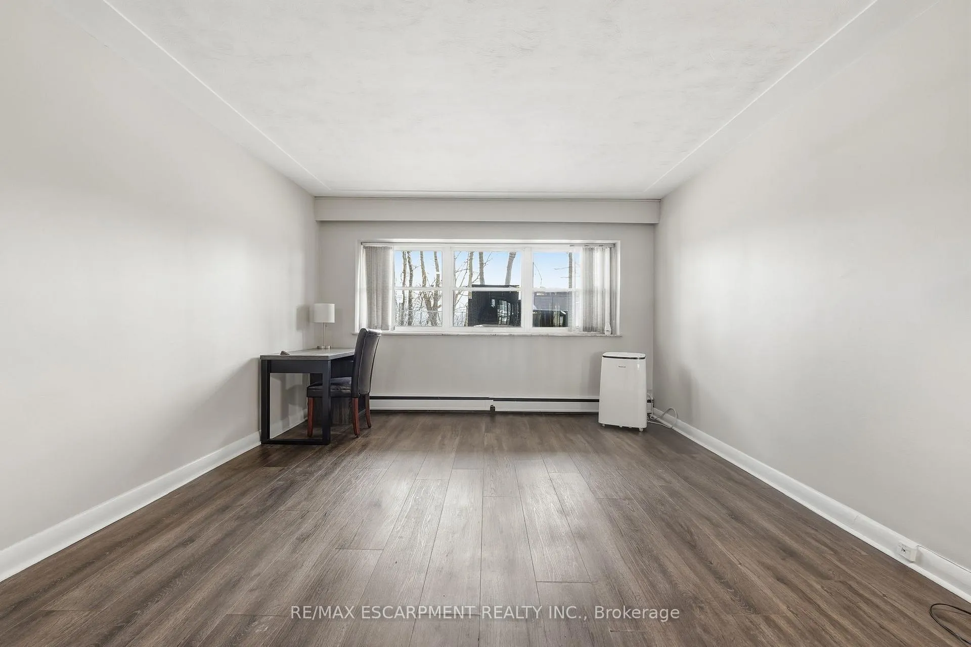 Photo 11 of Unit 106, 9 Grant Boulevard, Hamilton, Dundas — HOMEH