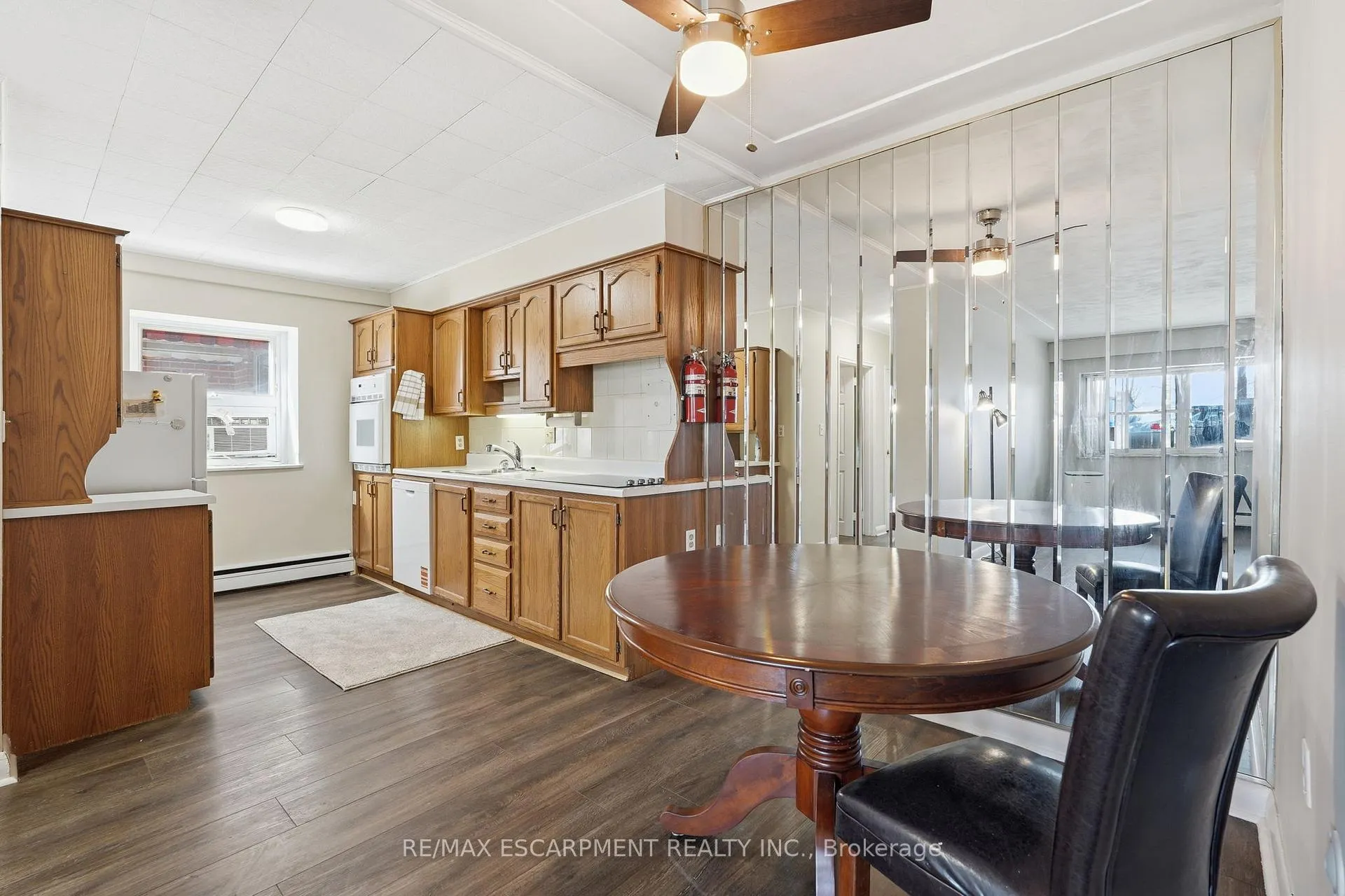 Photo 13 of Unit 106, 9 Grant Boulevard, Hamilton, Dundas — HOMEH