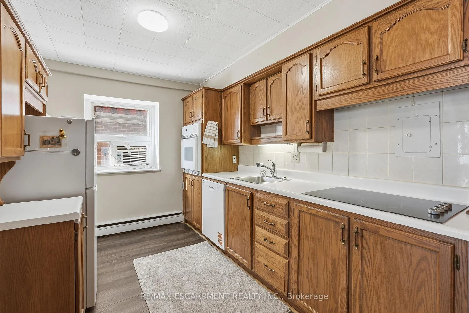 Photo 16 of Unit 106, 9 Grant Boulevard, Hamilton, Dundas — HOMEH