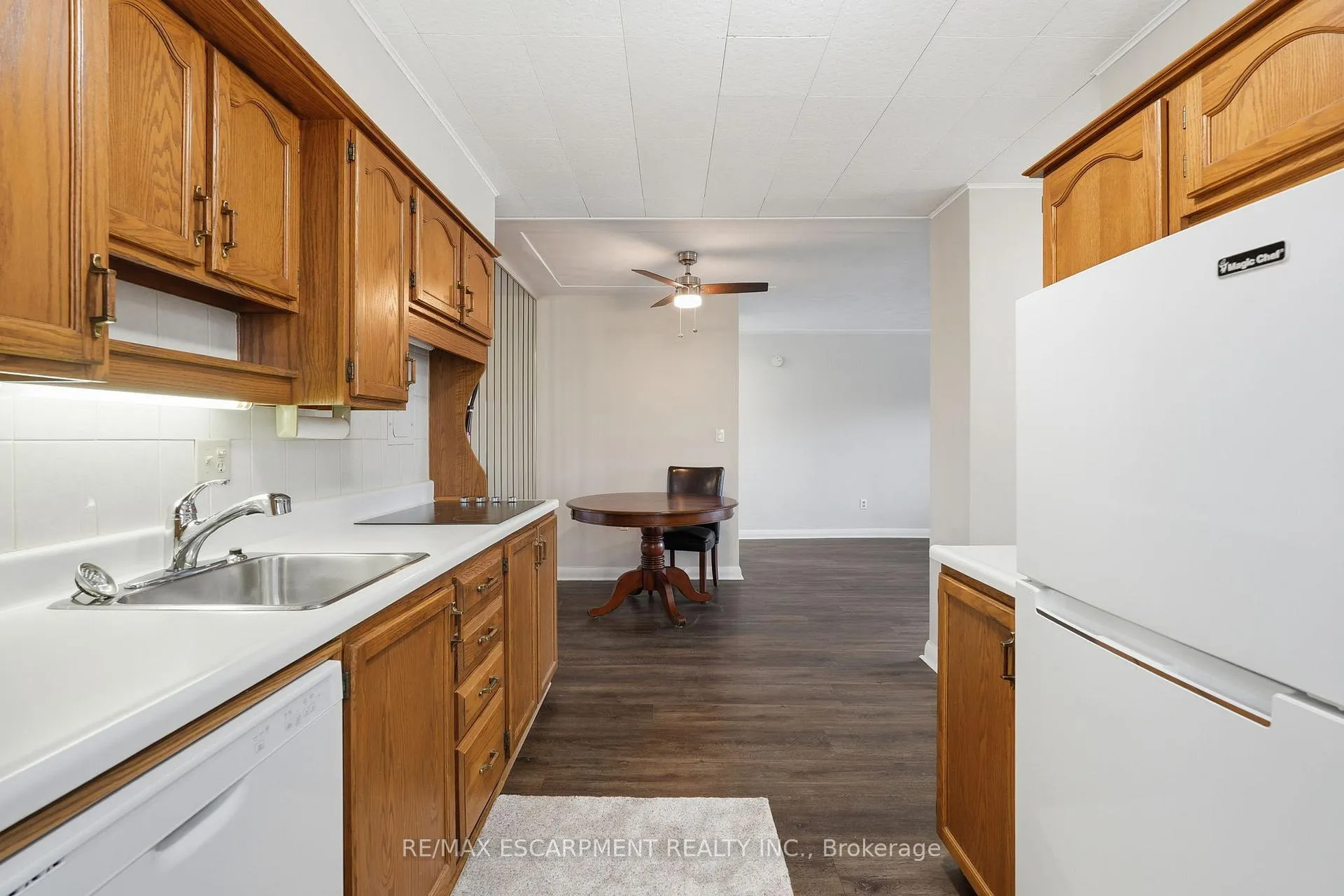 Photo 18 of Unit 106, 9 Grant Boulevard, Hamilton, Dundas — HOMEH