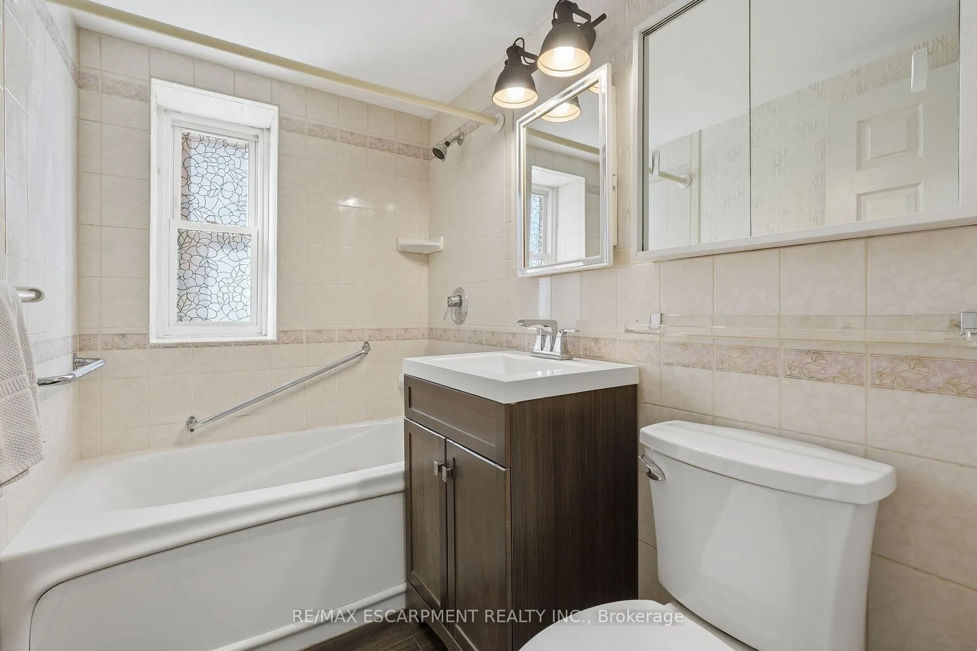 Photo 22 of Unit 106, 9 Grant Boulevard, Hamilton, Dundas — HOMEH