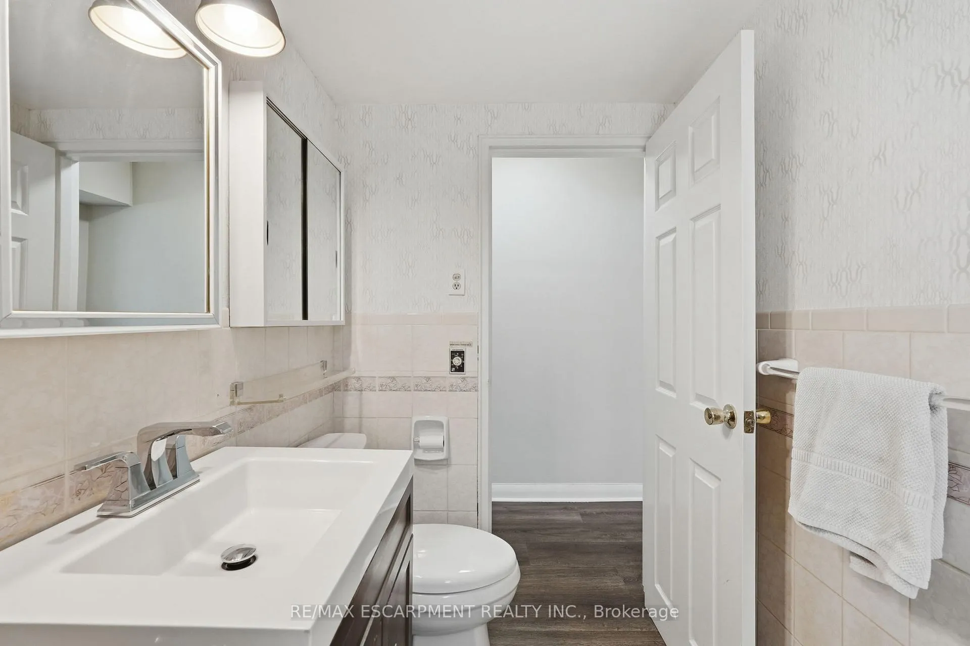Photo 24 of Unit 106, 9 Grant Boulevard, Hamilton, Dundas — HOMEH