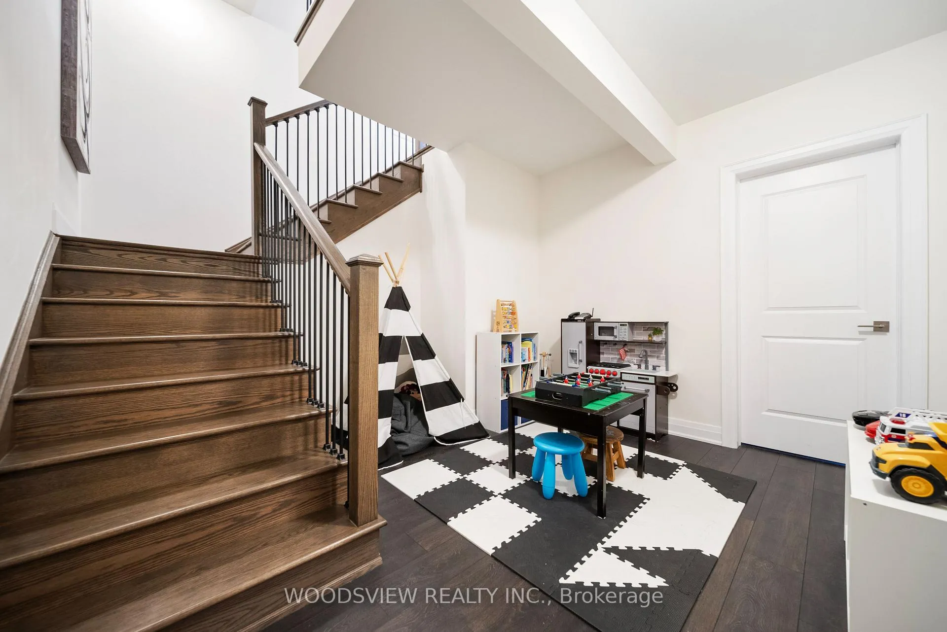 Photo 20 of 9 Ballantyne Boulevard, Vaughan, Vellore Village — HOMEH